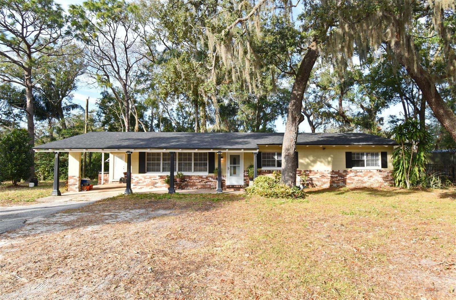 Property Photo:  176 E Grandbend Avenue  FL 32746 