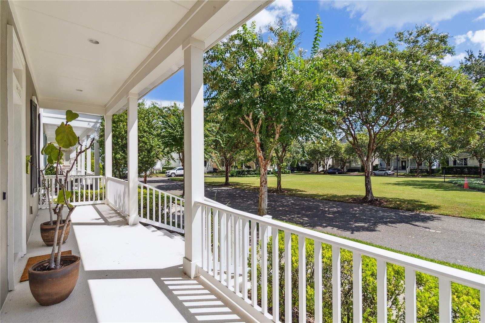 Property Photo: 4006 Markham Place FL 32814