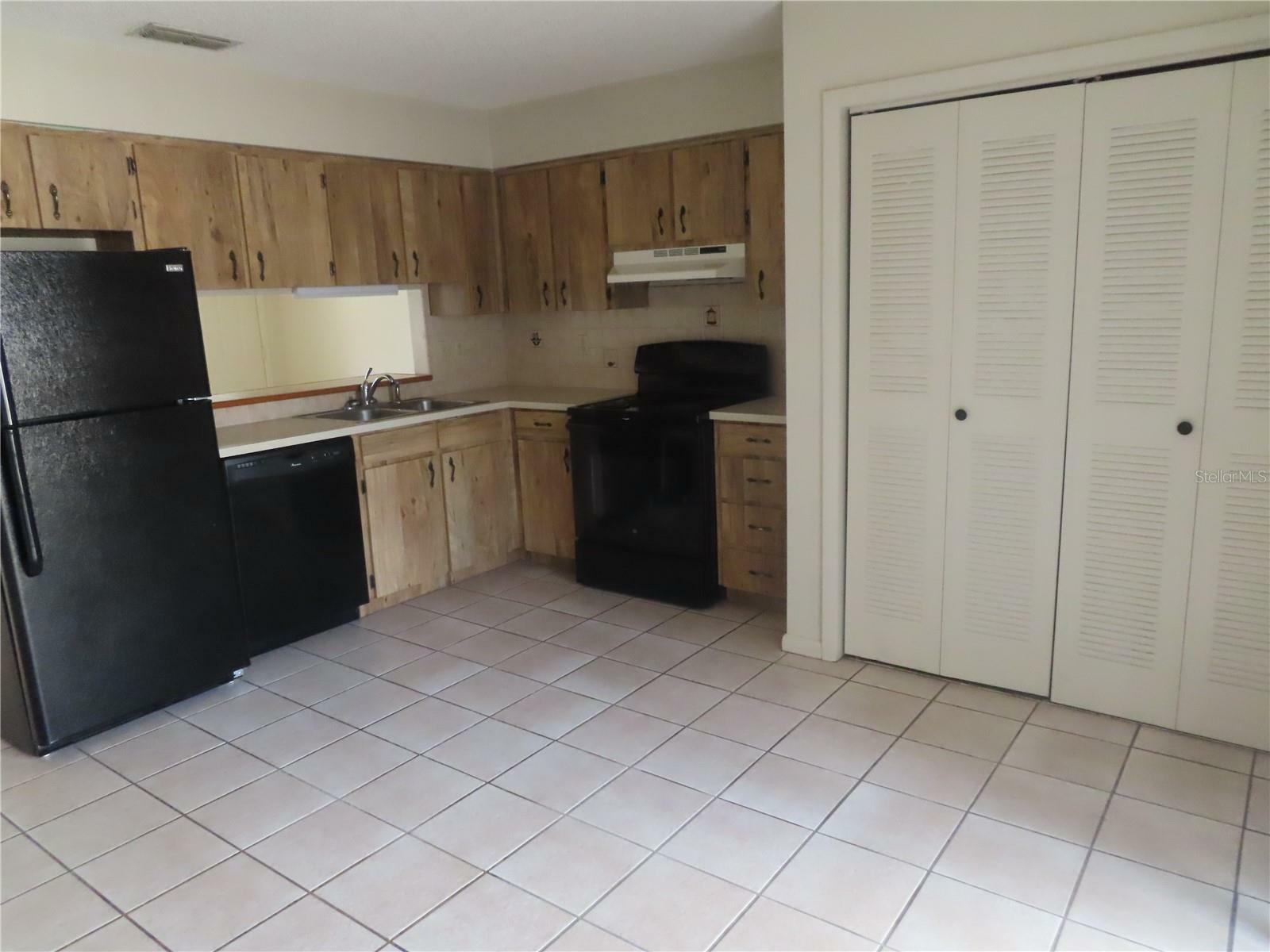 Property Photo:  414 Allamanda Drive  FL 33803 