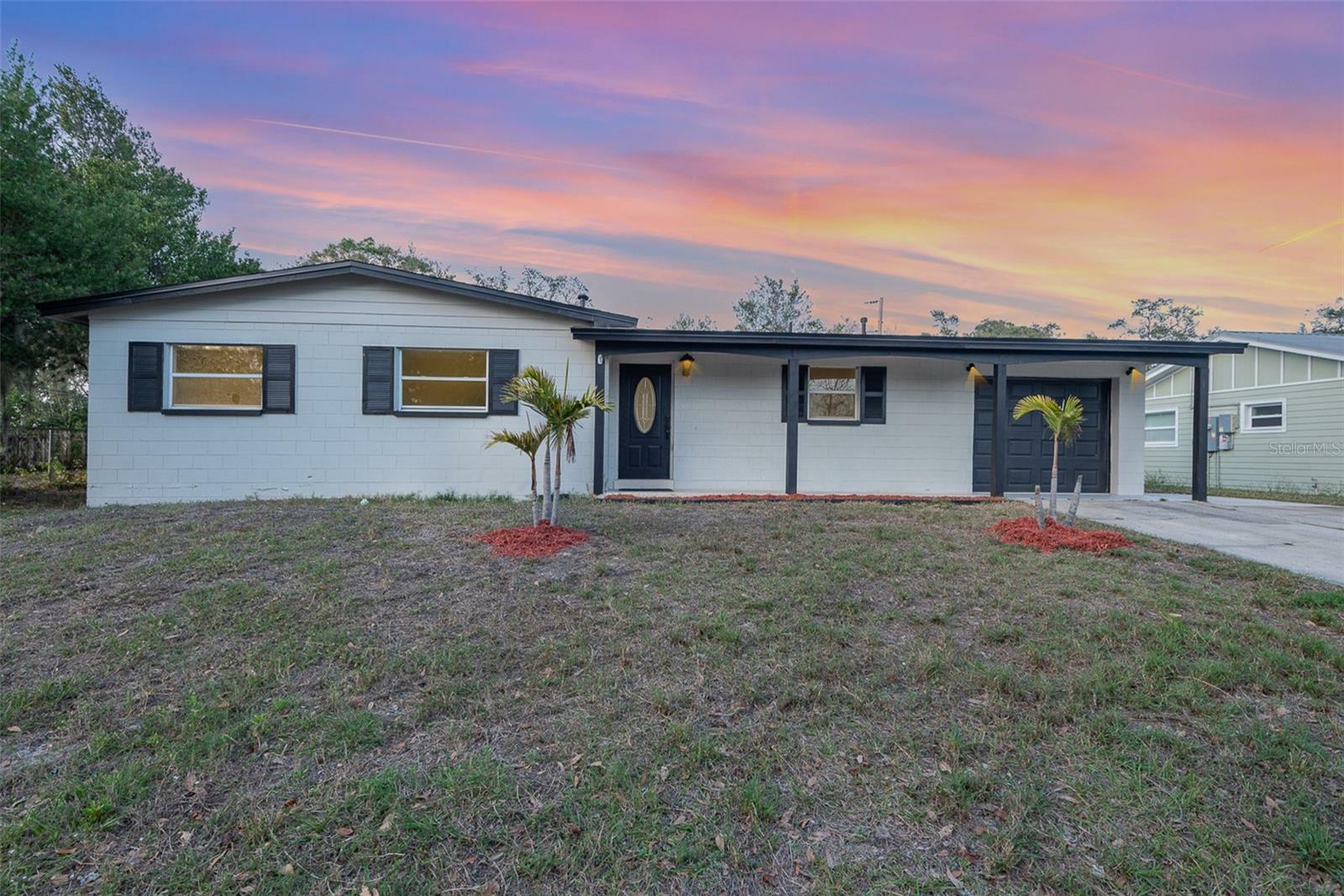 Property Photo:  850 Karen Drive  FL 32780 