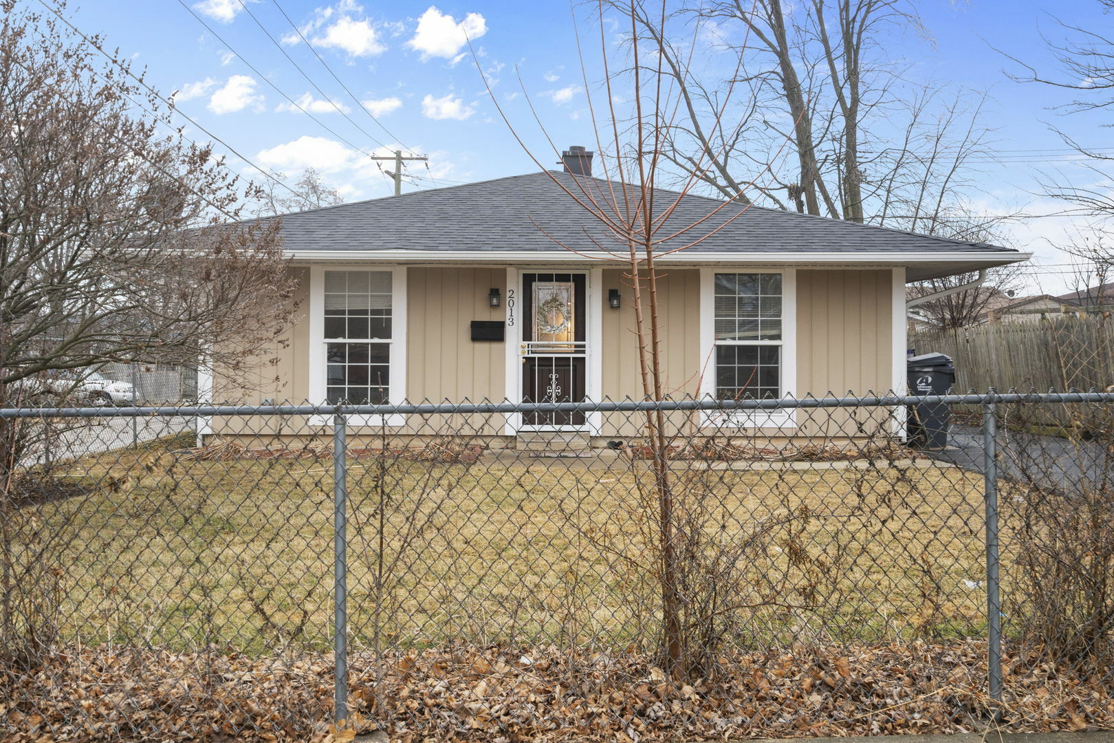 2013 Hermon Avenue  Zion IL 60099 photo
