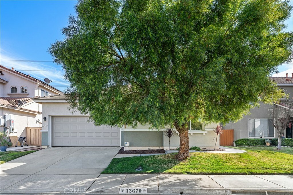 Property Photo:  32679 Gabbiano Street  CA 92592 