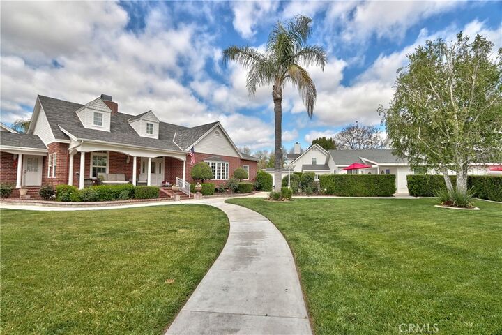 Property Photo: 41548 Hutchison Court CA 92562