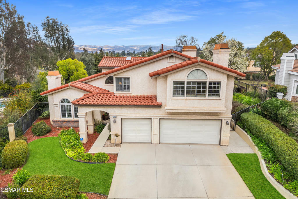 Property Photo:  248 Shady Hills Ct  CA 93065 