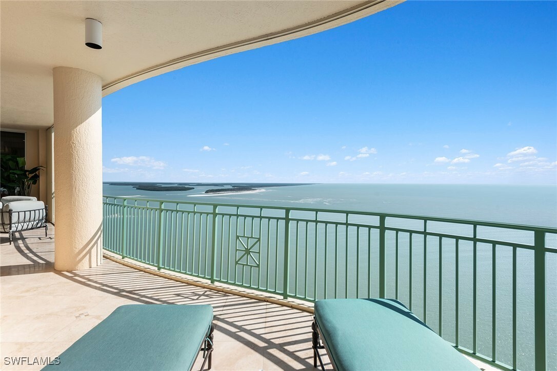 Property Photo:  970 Cape Marco Drive 2205  FL 34145 