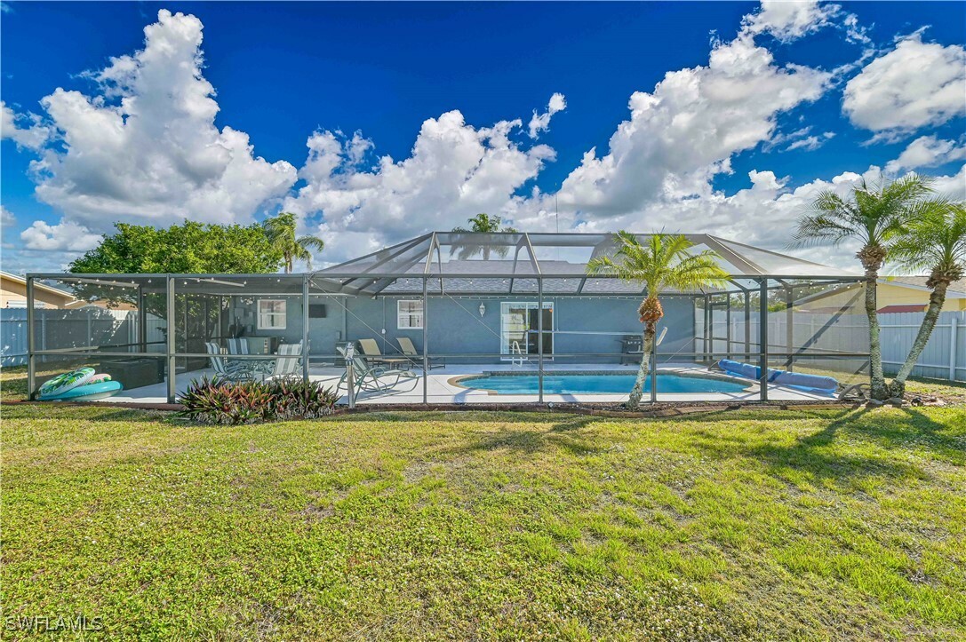 Property Photo:  105 Stafford Place  FL 33936 