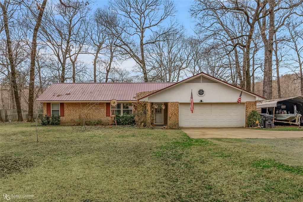 Property Photo: 674 Moss Point Road LA 71039