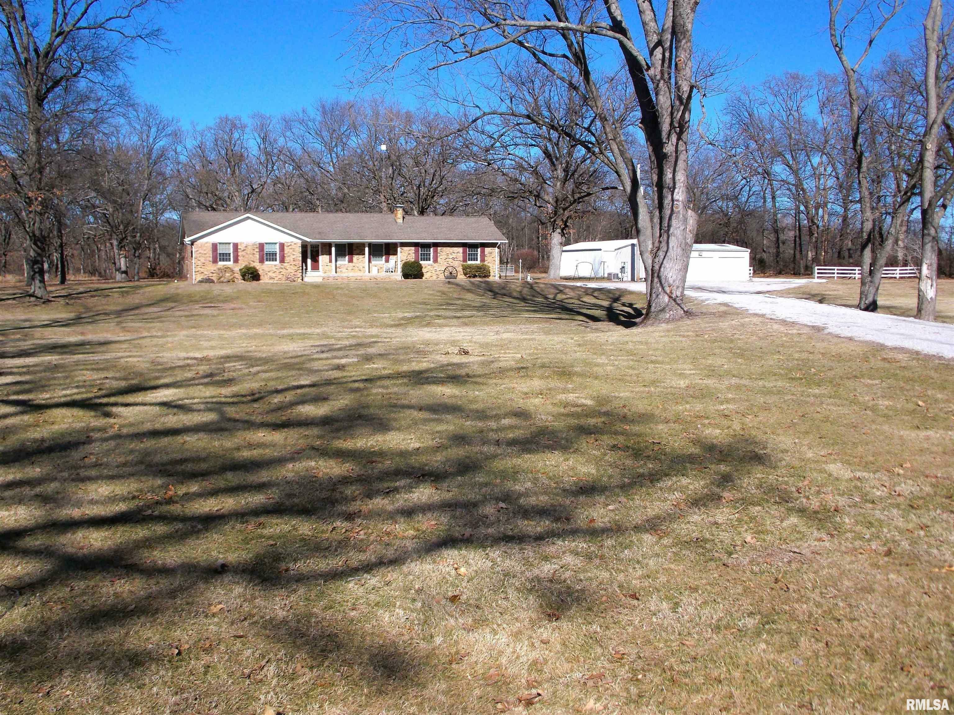 Property Photo:  1723 Walnut Hill Road  IL 62801 