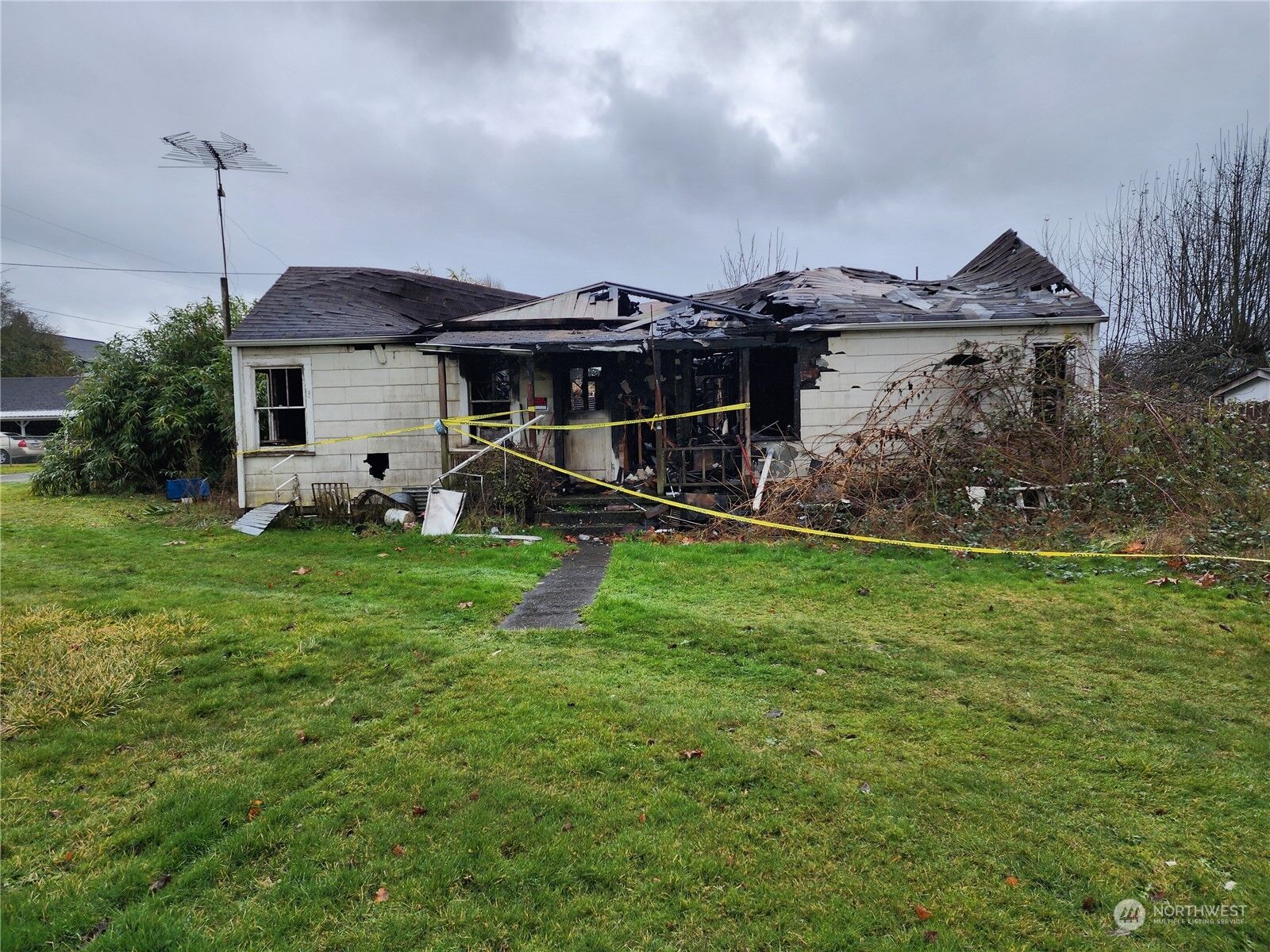 Property Photo: 213 Laurel Street WA 98564