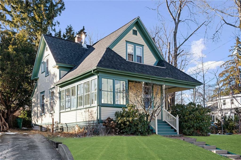 Property Photo: 223 Narragansett Parkway RI 02888