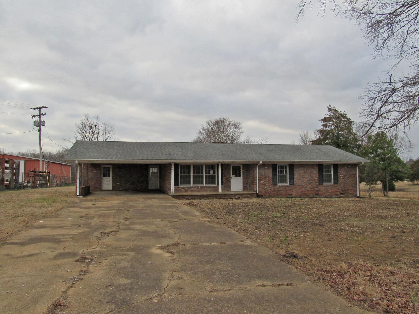 Property Photo:  665 Co Rd 263  AL 35633 - FLORENCE 