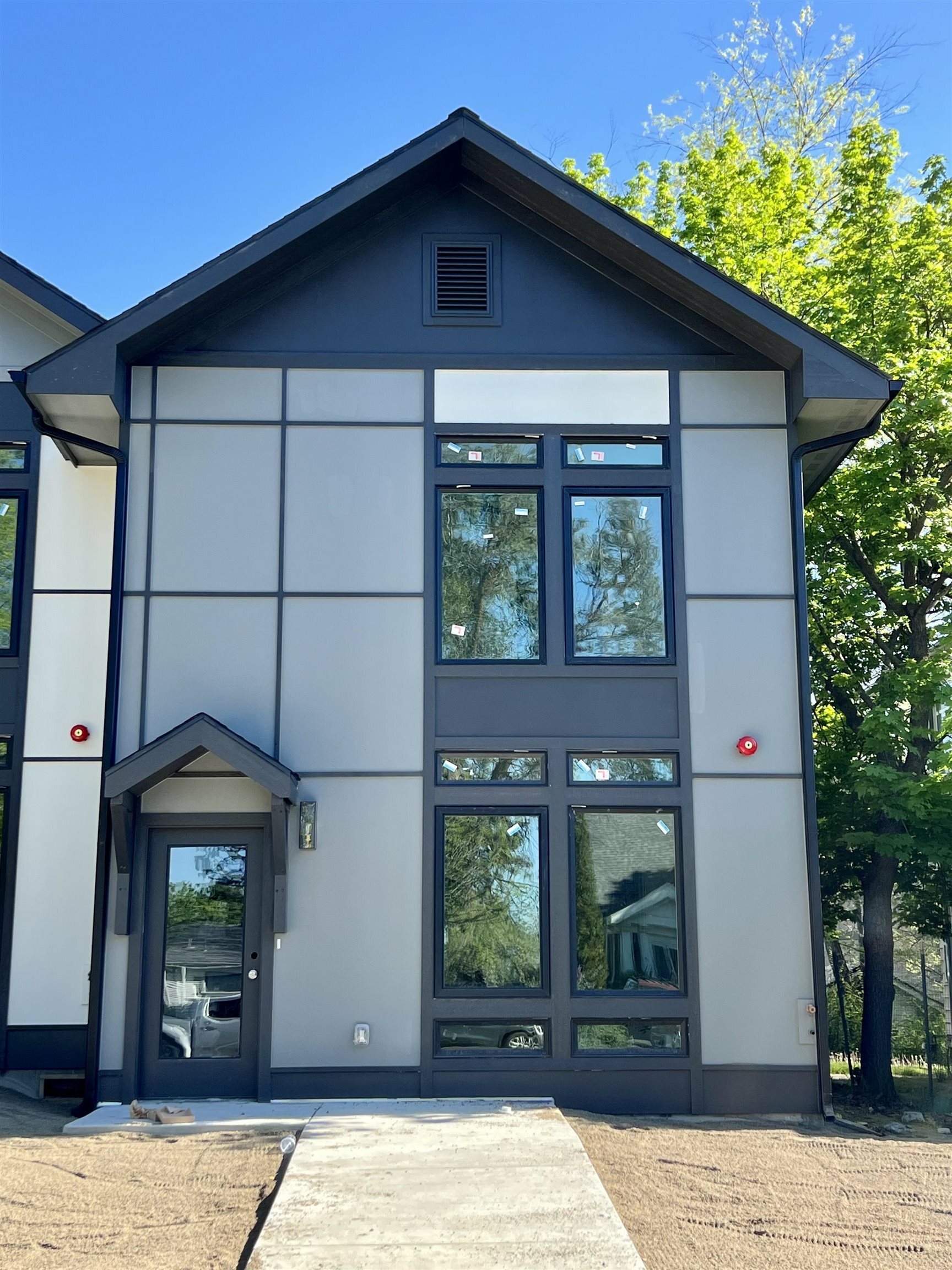 Property Photo: 2015 W 9th Ave WA 99204