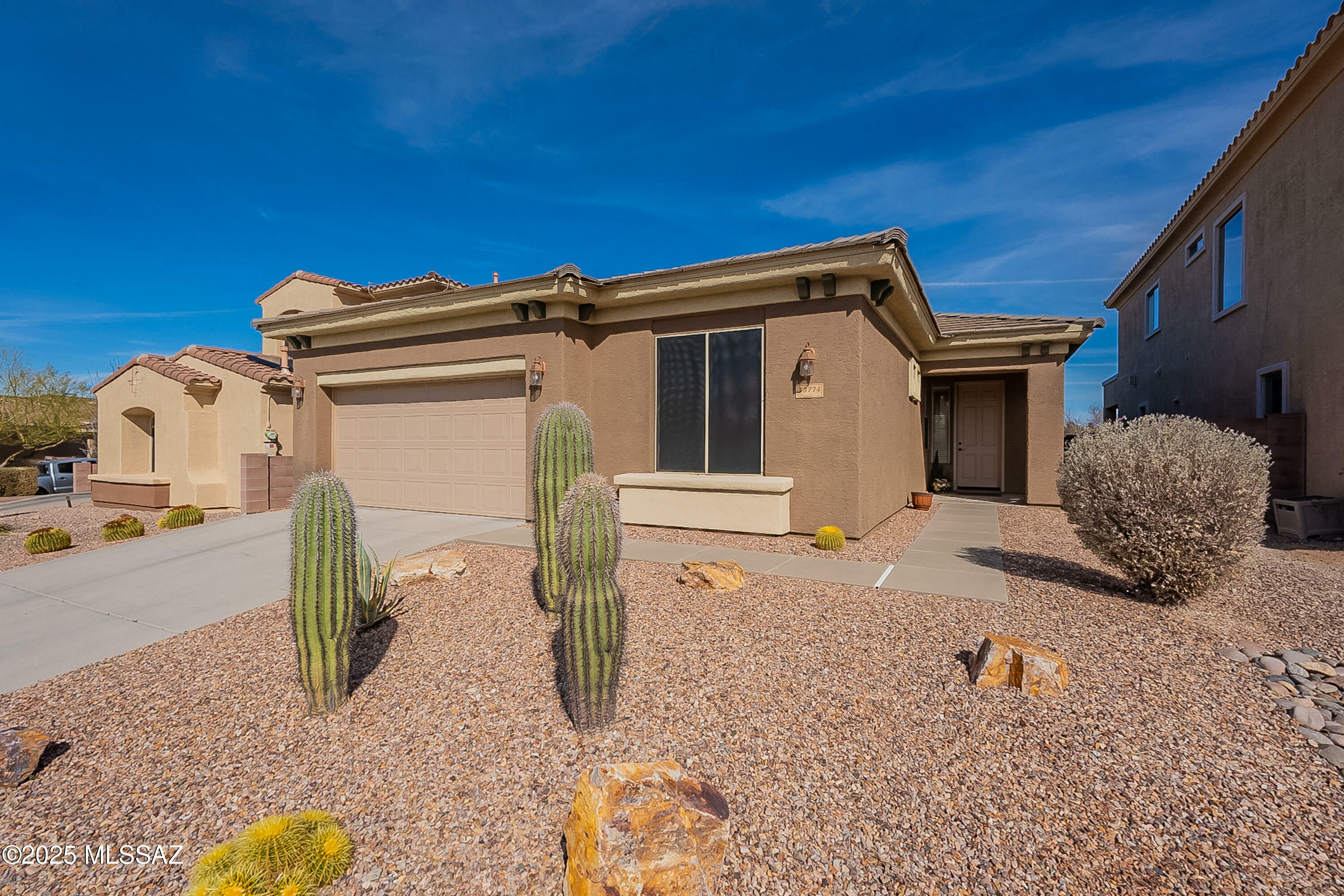 Property Photo:  13774 N High Mountain View Place  AZ 85739 