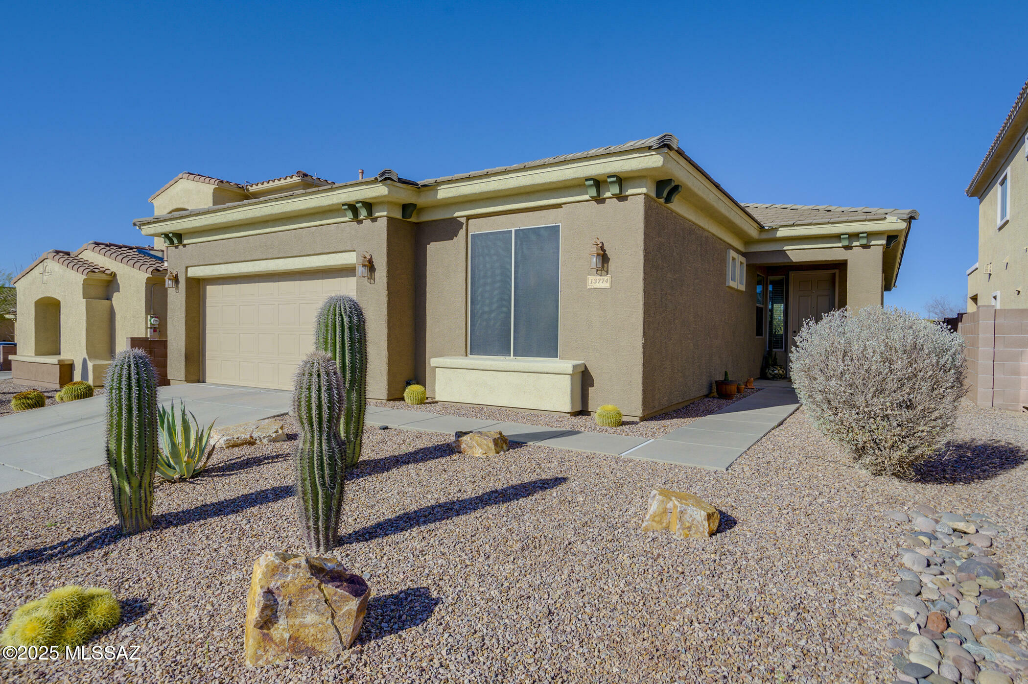 Property Photo:  13774 N High Mountain View Place  AZ 85739 