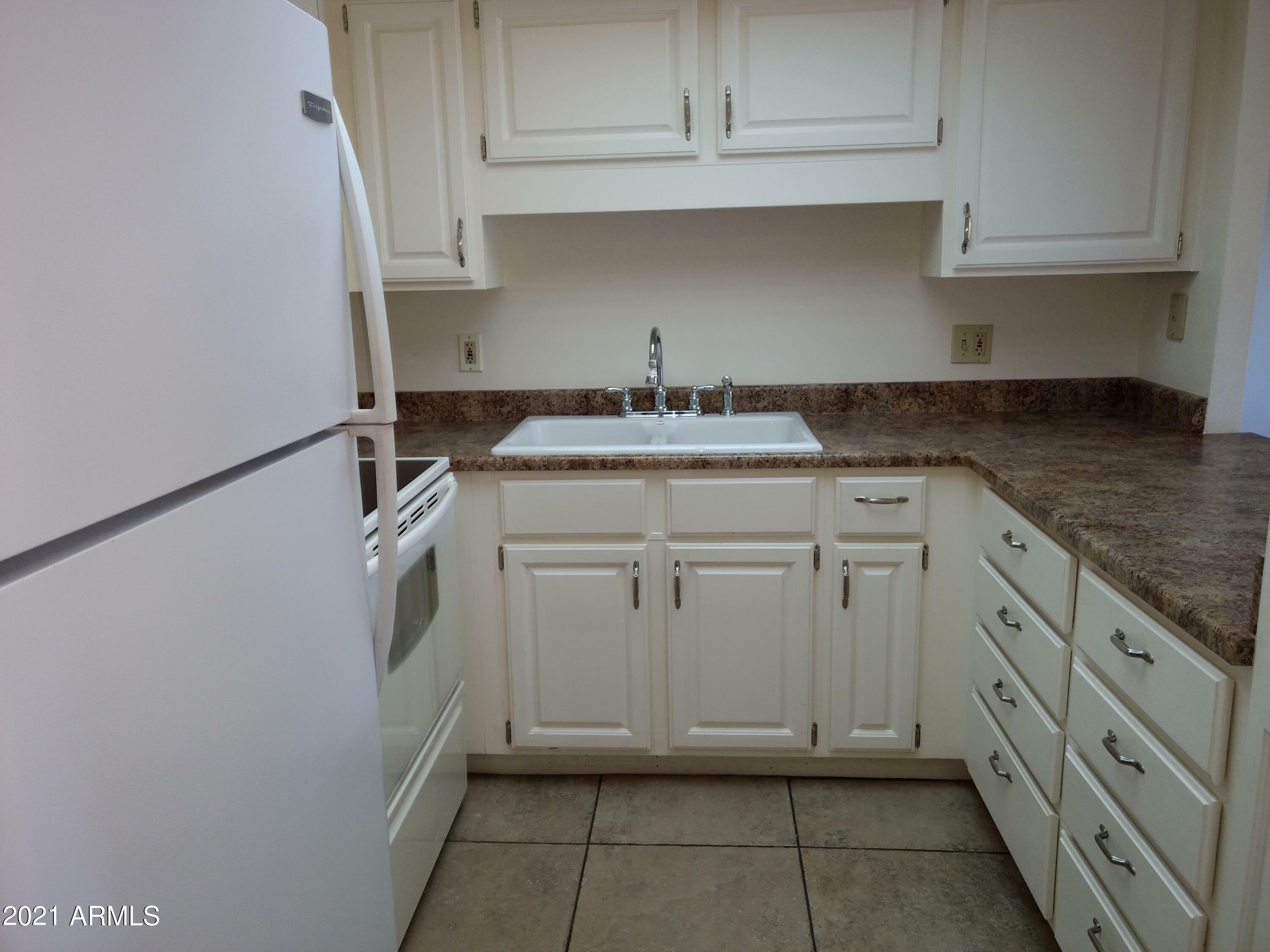 Property Photo:  10330 W Thunderbird Boulevard A333  AZ 85351 