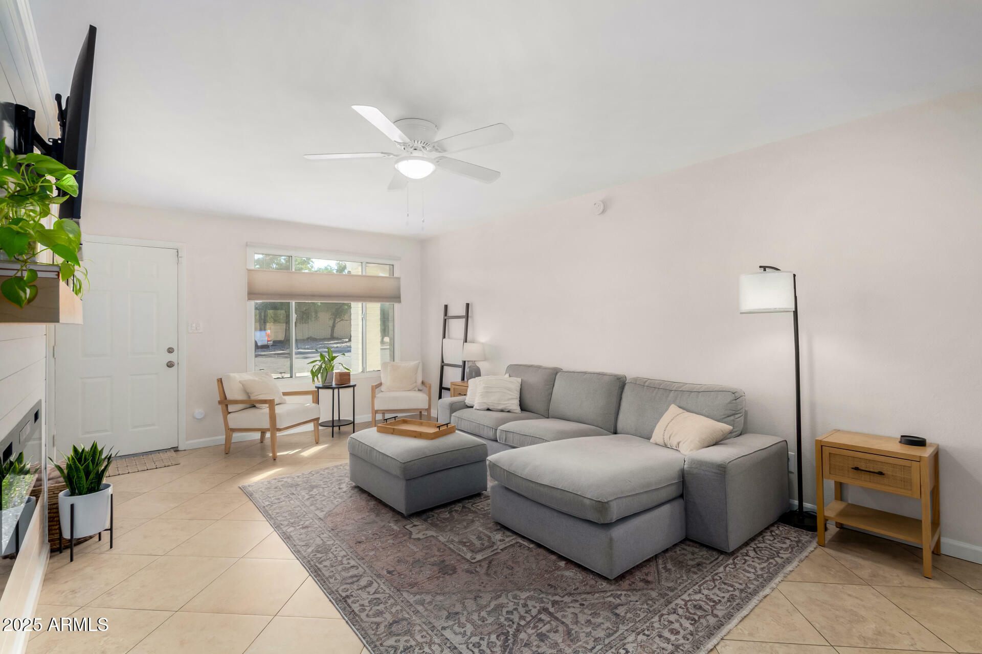 Property Photo:  406 W Riviera Drive  AZ 85282 