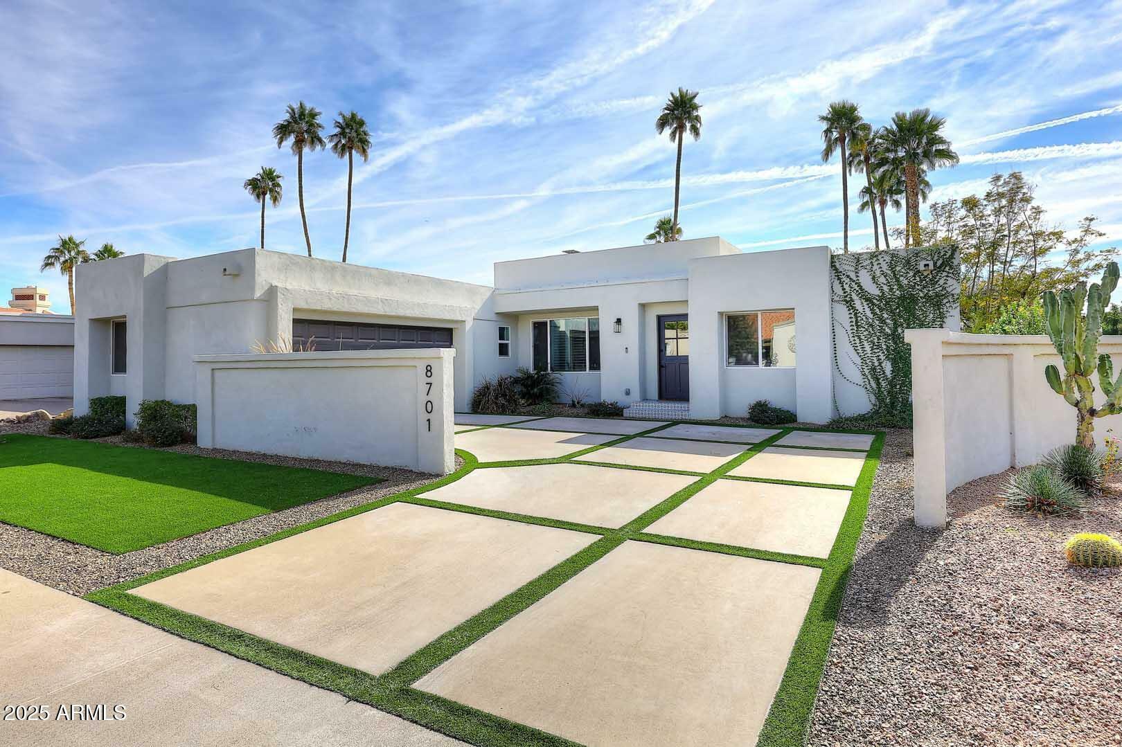 8701 E San Lucas Drive  Scottsdale AZ 85258 photo