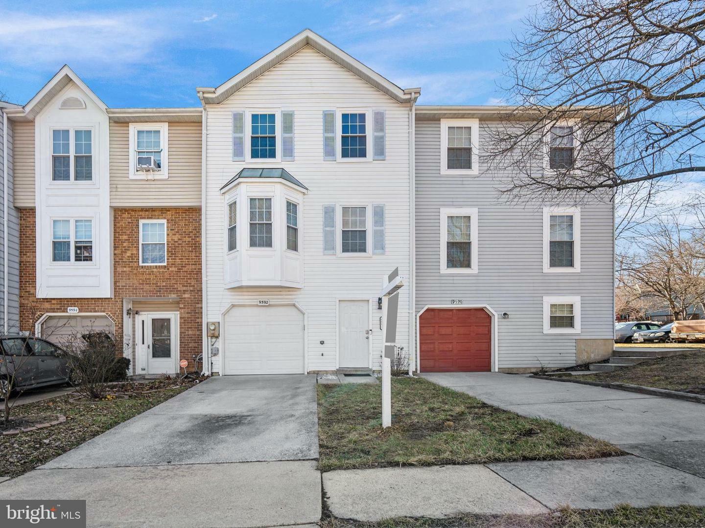 9592 Donnan Castle Court  Laurel MD 20723 photo