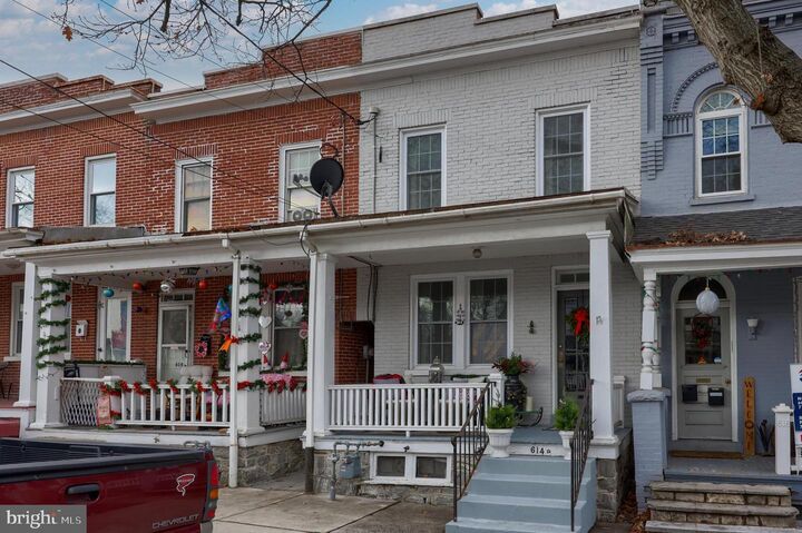 614-1/2 N Shippen Street  Lancaster PA 17602 photo