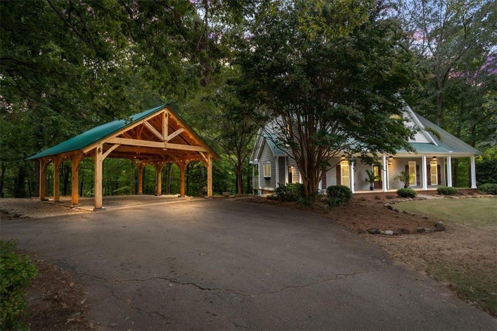 Property Photo:  915 Rocky Creek Road Road  GA 30228 