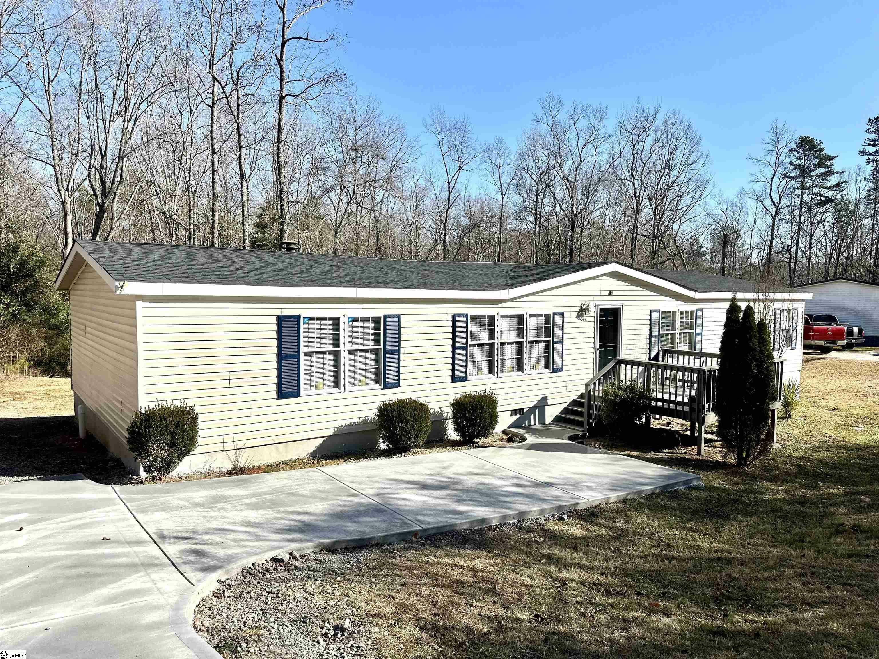 Property Photo:  213 Robertson Road  SC 29621 