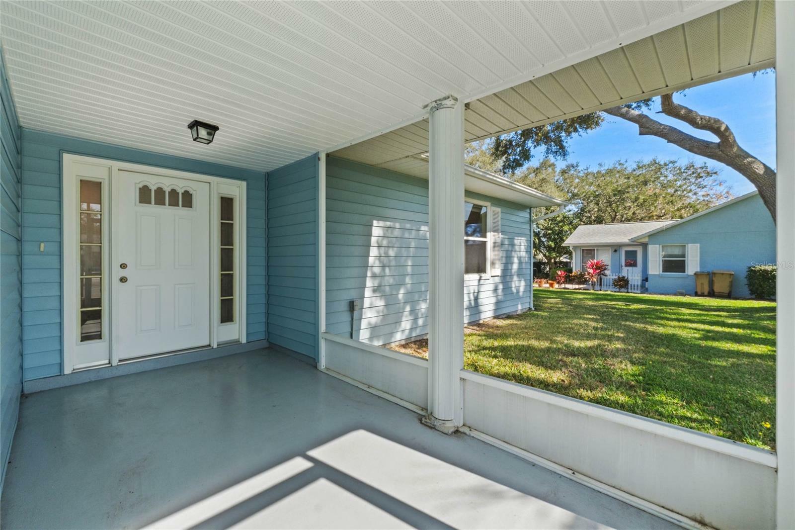 Property Photo:  26548 Deuce Court  FL 34748 