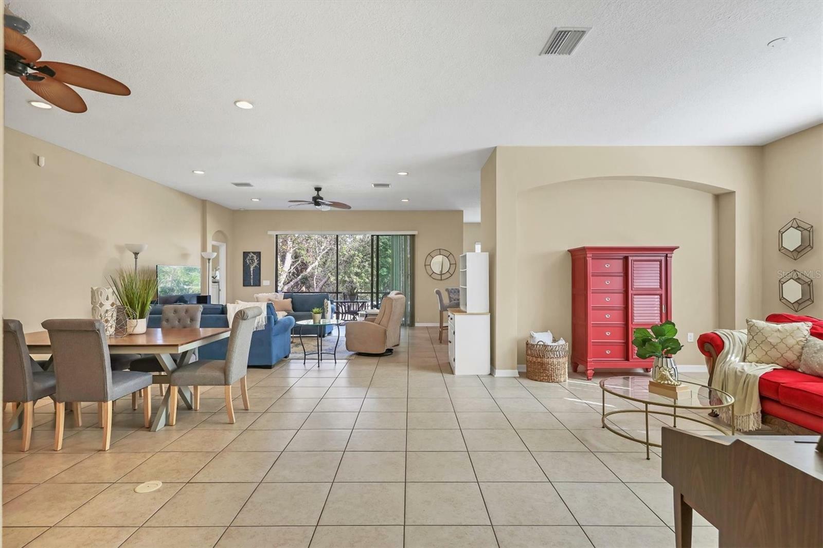 Property Photo:  9214 Raes Creek Place  FL 34221 