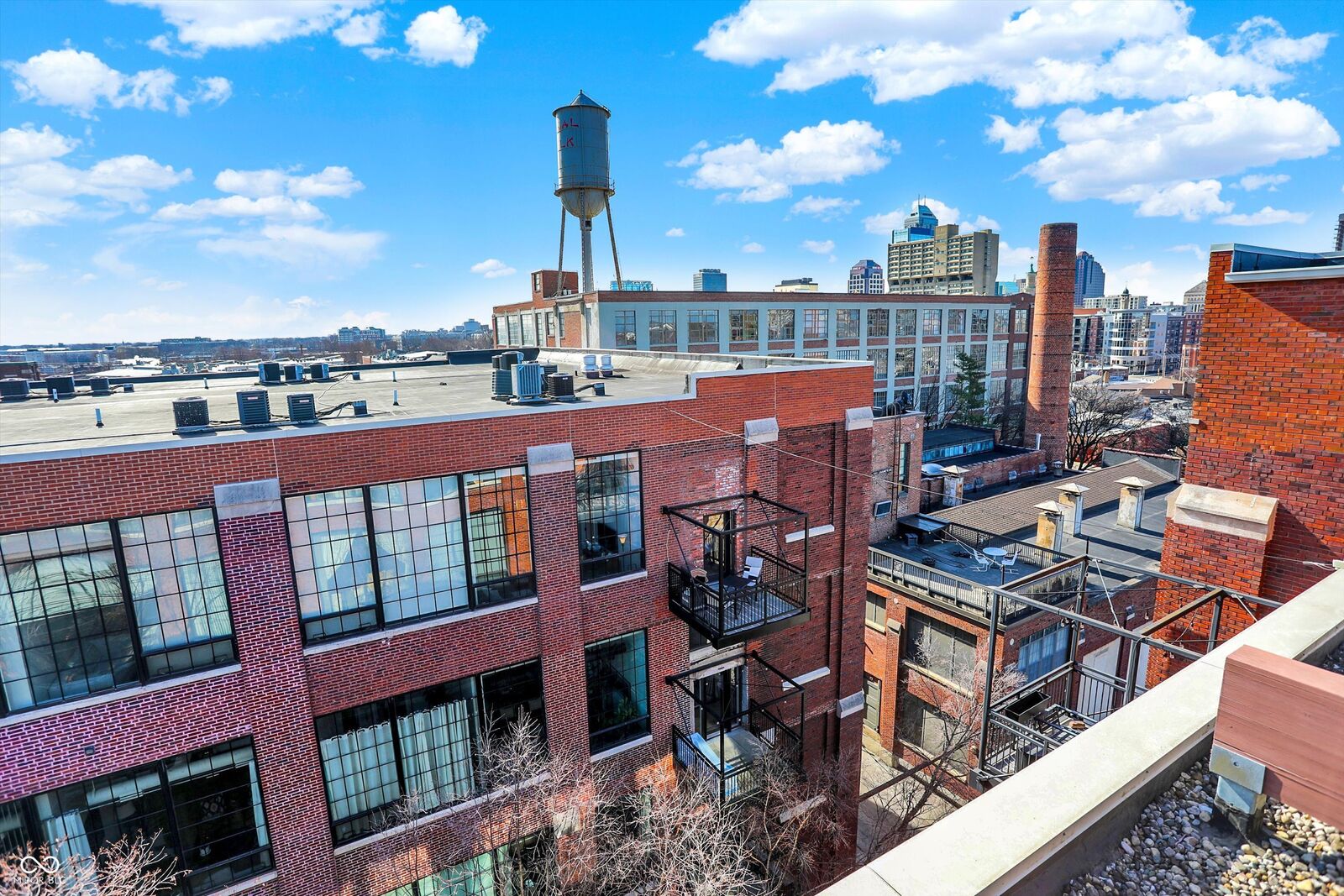 Property Photo: 630 N College Avenue 401 IN 46204