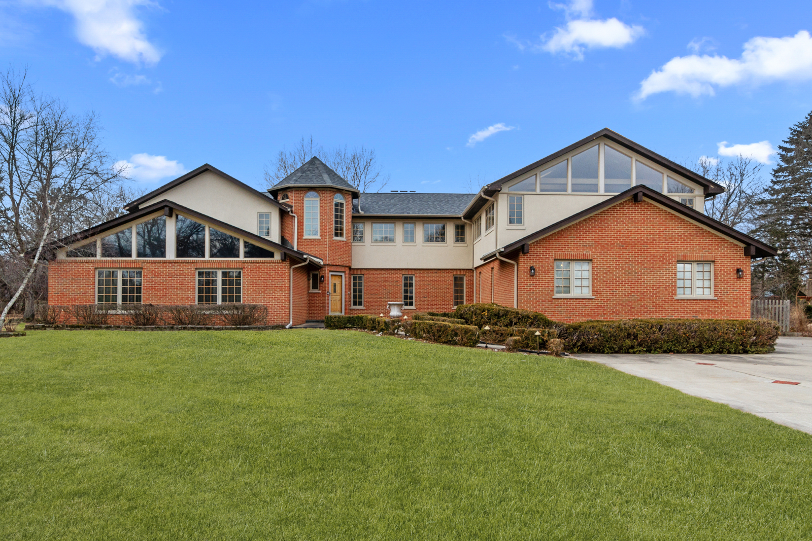 Property Photo:  21266 N Grove Drive  IL 60047 