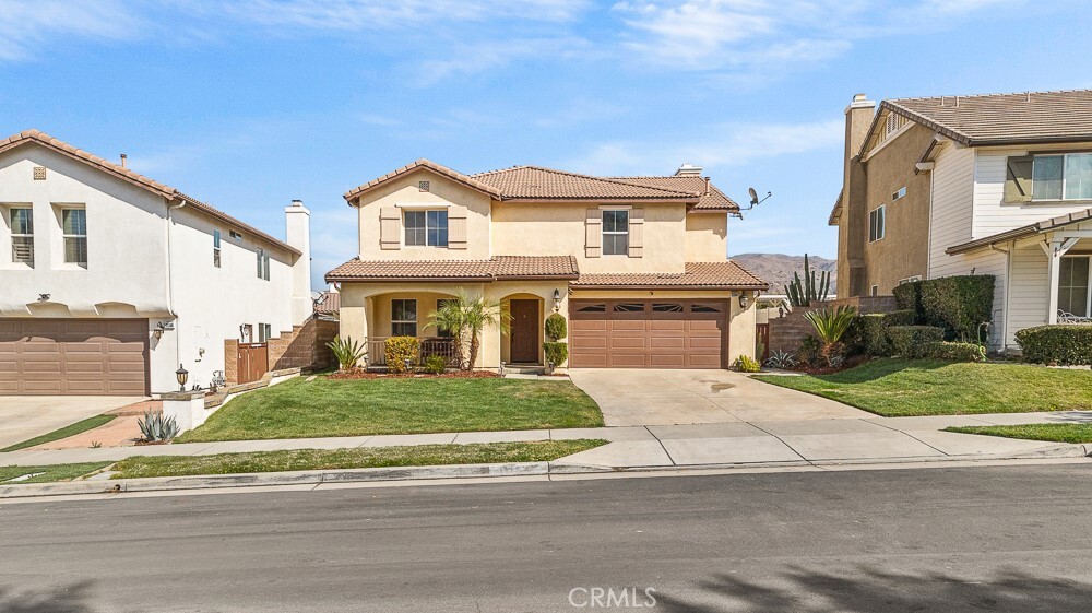 Property Photo: 11154 Evergreen Loop CA 92883