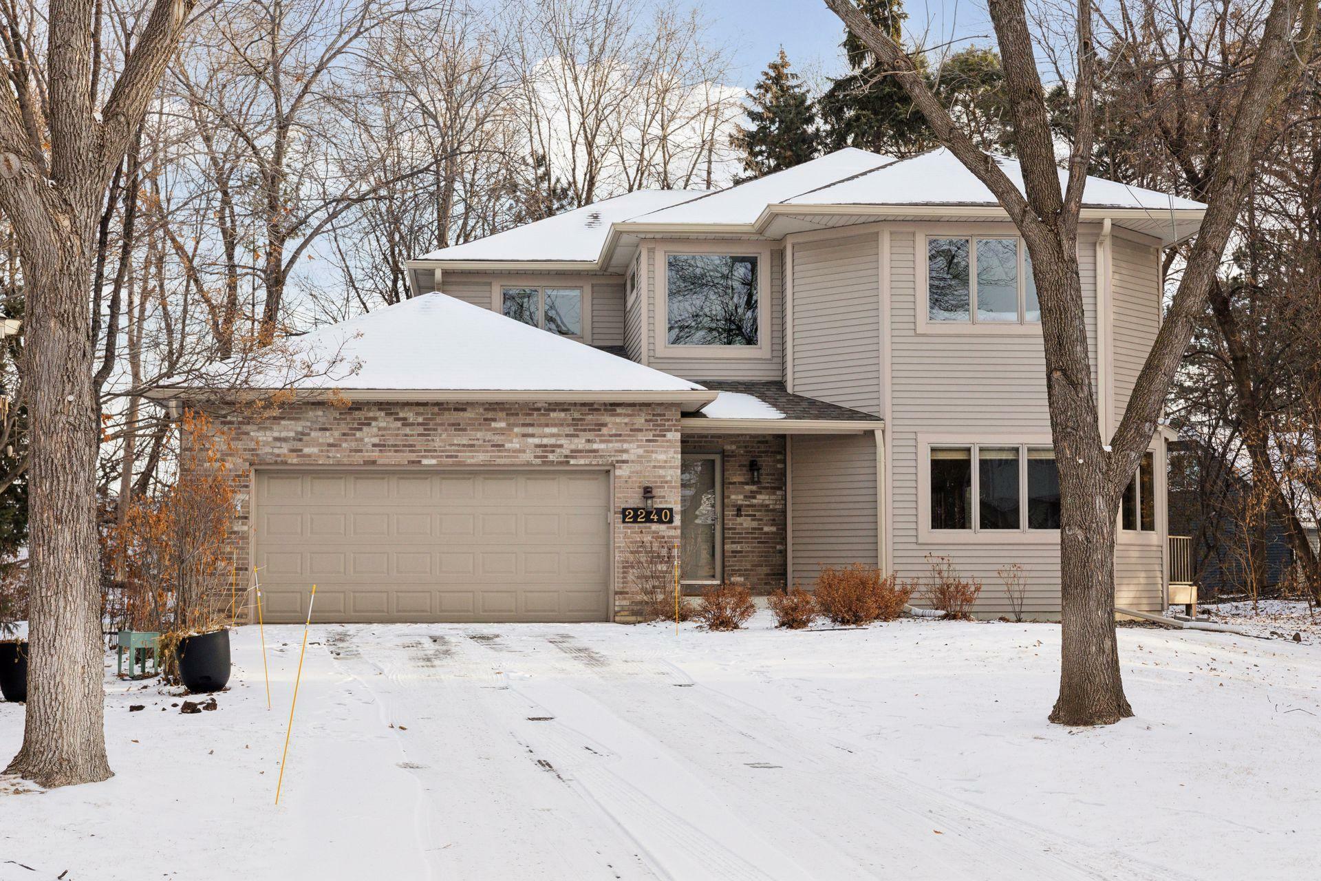 2240 Ferris Lane  Roseville MN 55113 photo