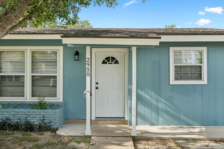 Property Photo: 2950 Lasses Blvd TX 78223