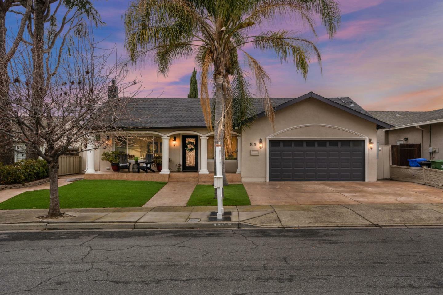 Property Photo:  819 Covina Way  CA 94539 