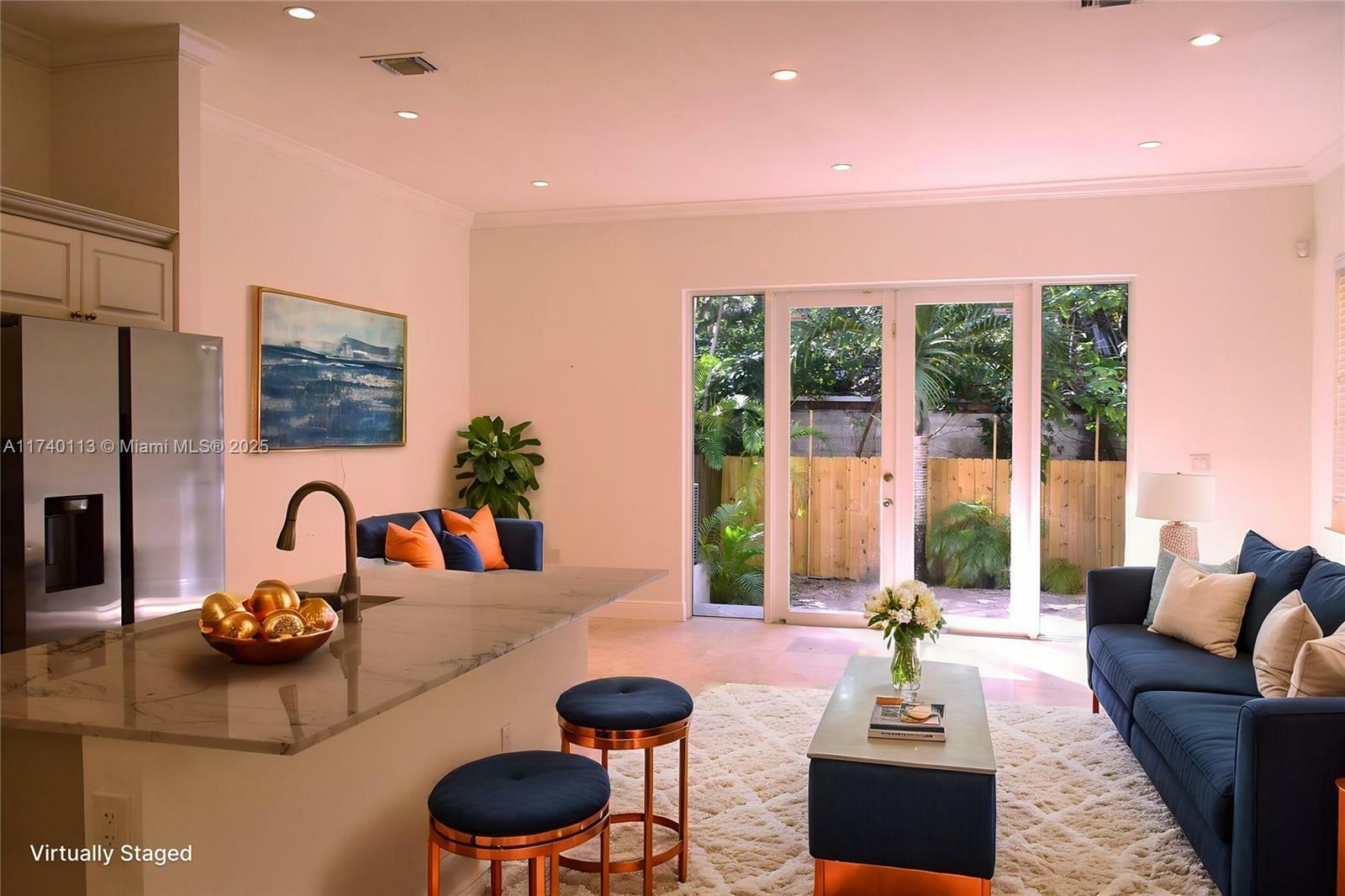 Property Photo: 3056 Elizabeth St 3056 FL 33133