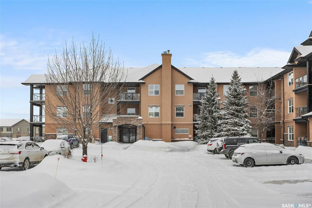 Property Photo:  103 Wellman Crescent 105A  SK S7T 0C1 