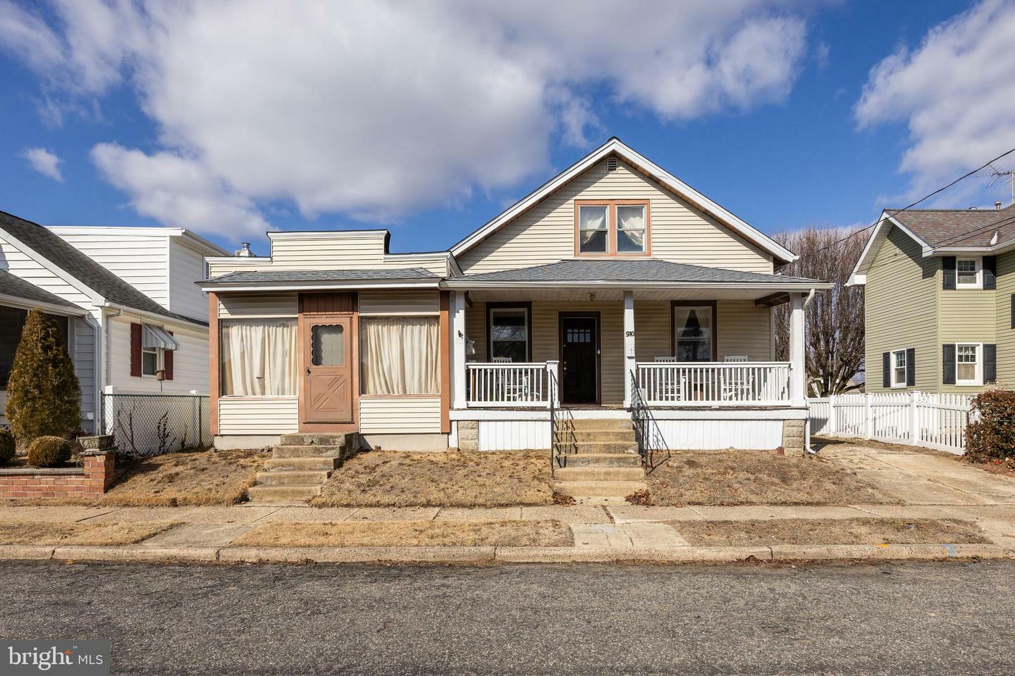 Property Photo: 910 Woodland Avenue NJ 08016