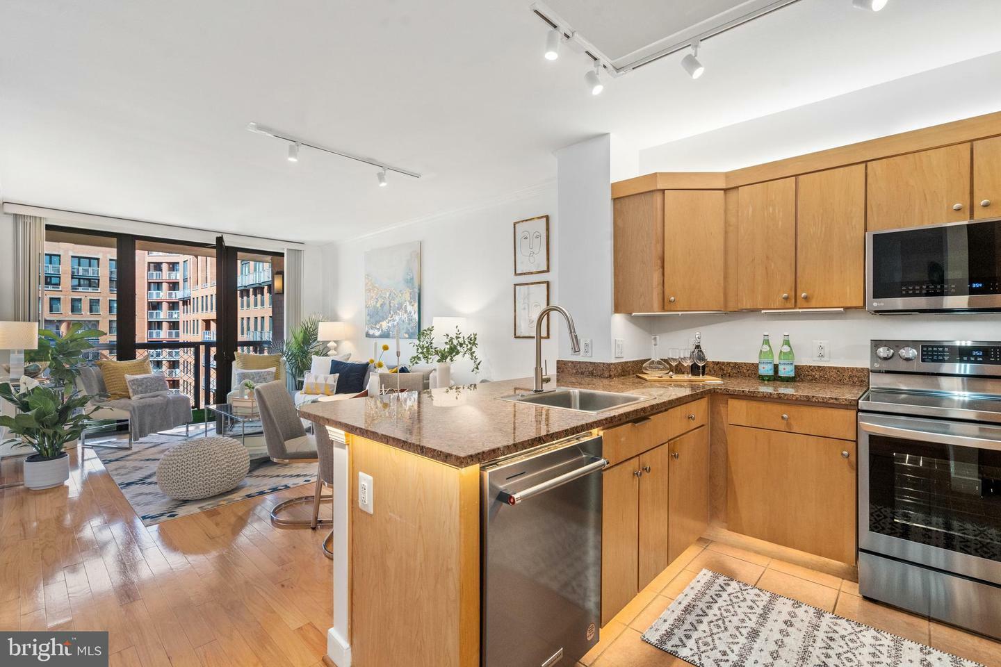 Property Photo:  631 D Street NW 936  DC 20004 