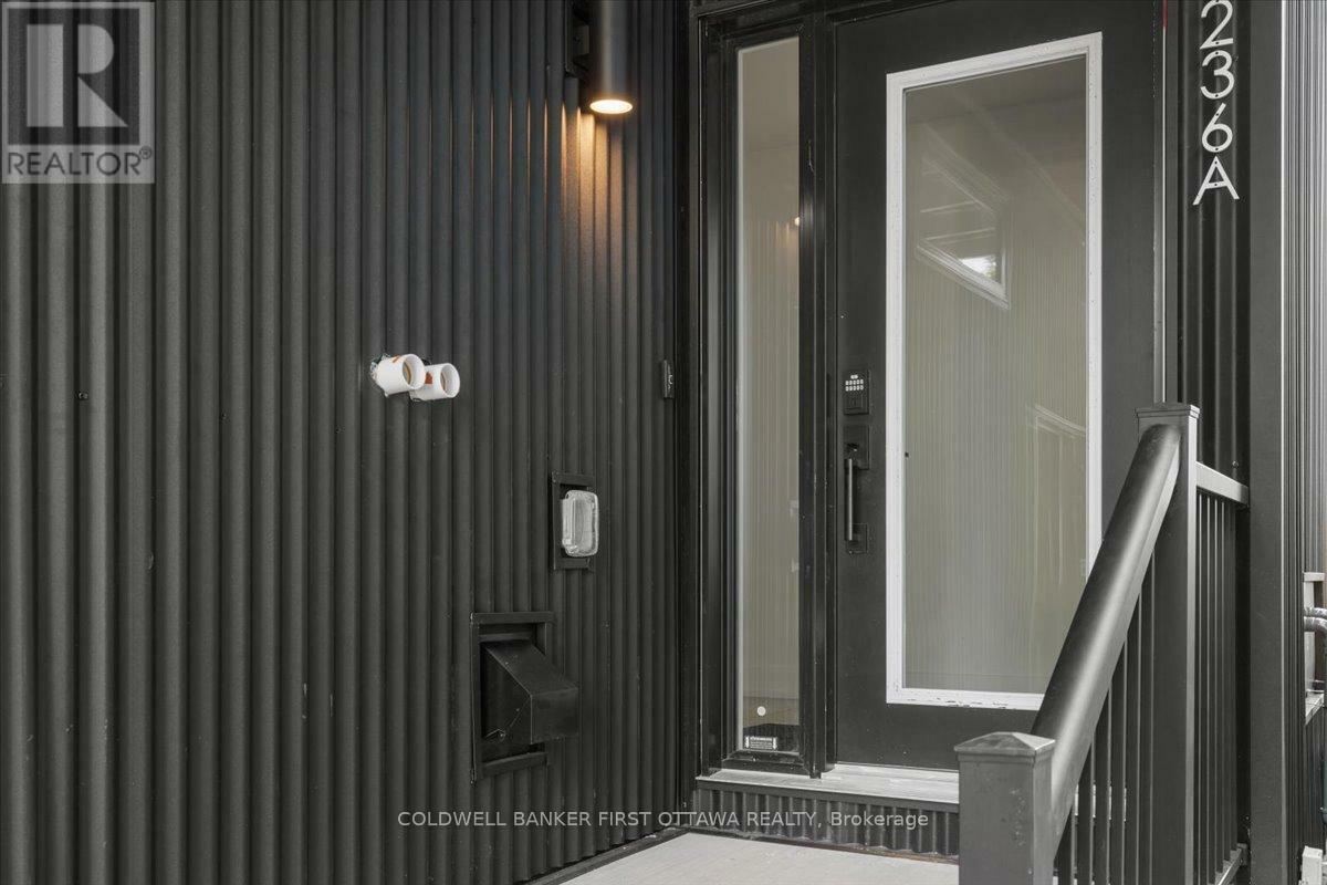 Property Photo:  236 Lebreton Street North A  ON K1R 7J3 