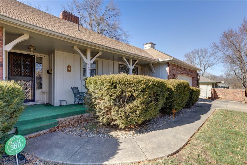 Property Photo:  5224 Crisp Avenue  MO 64133 