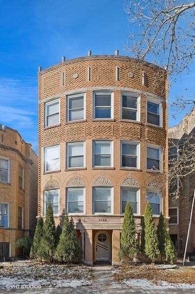 Property Photo: 6144 N Washtenaw Avenue 1 IL 60659