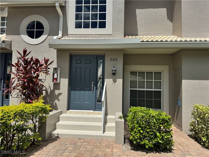 Property Photo: 28060 Cavendish Court 2512 FL 34135