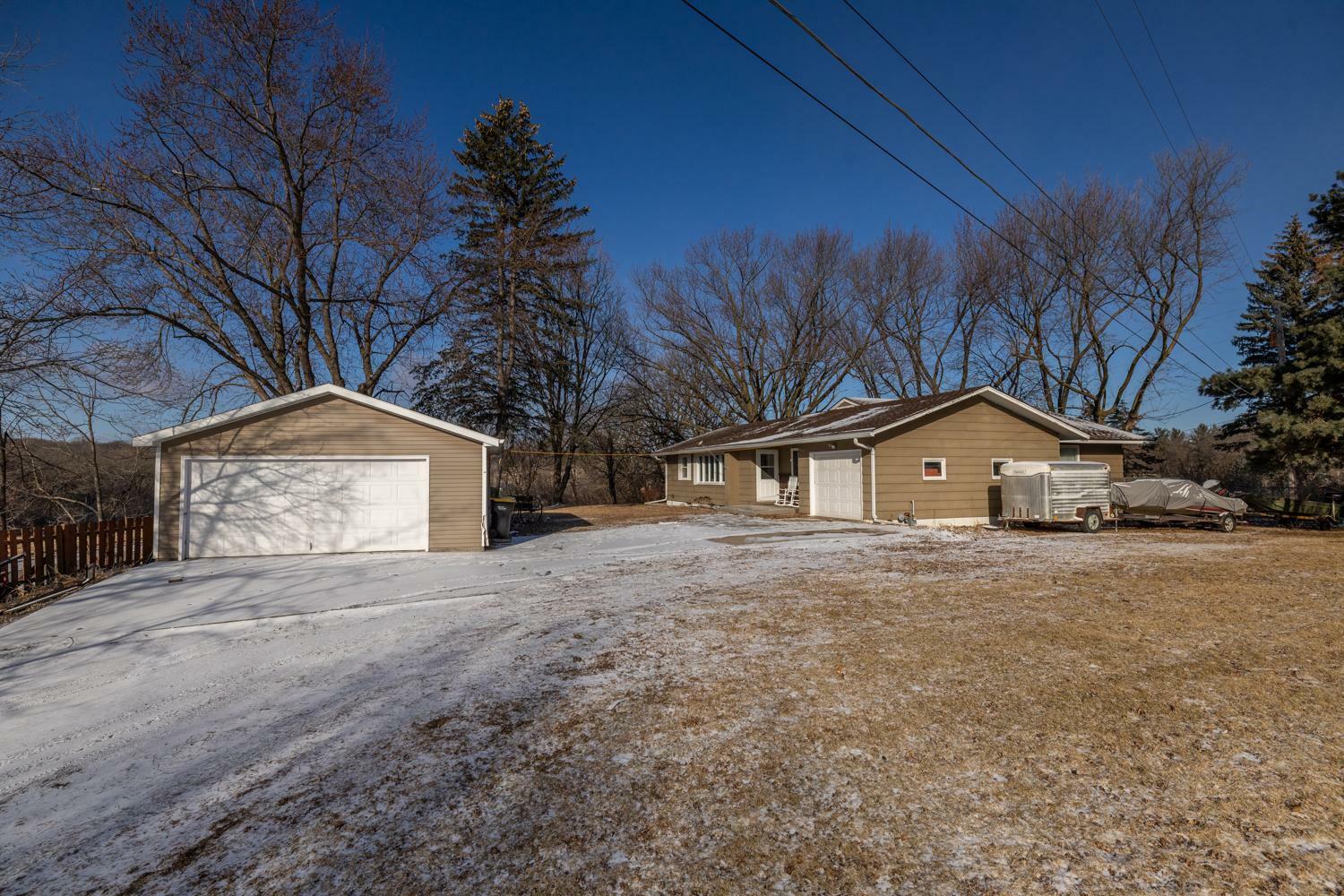 Property Photo:  535 28th Street SW  MN 55902 