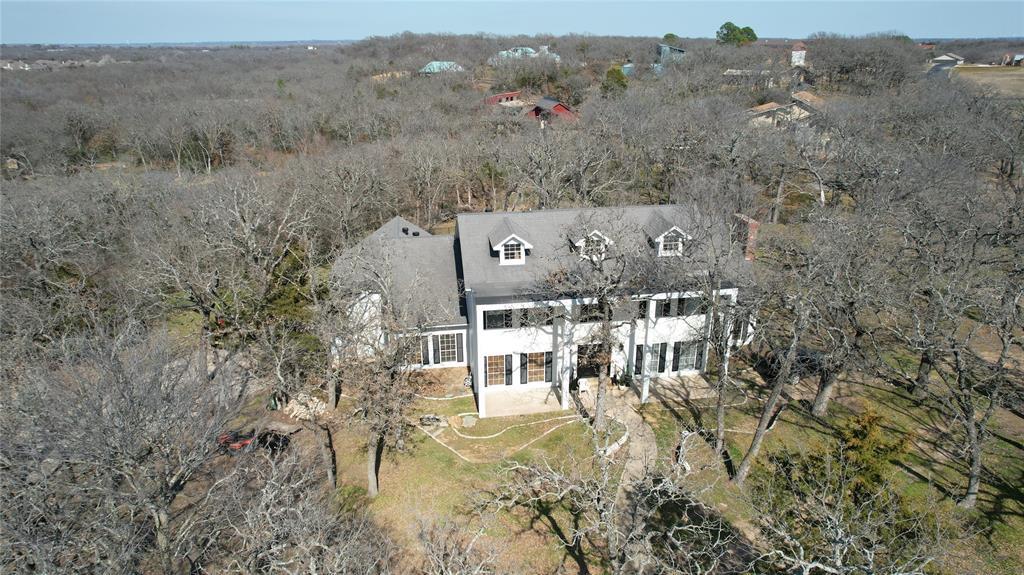 Property Photo: 70 Hidden Valley Airpark TX 76208