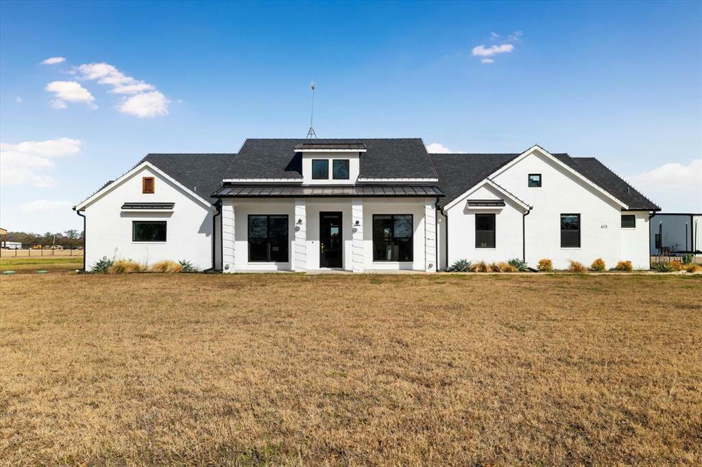 Photo de la propriété: 613 Old Waxahachie Road TX 75165