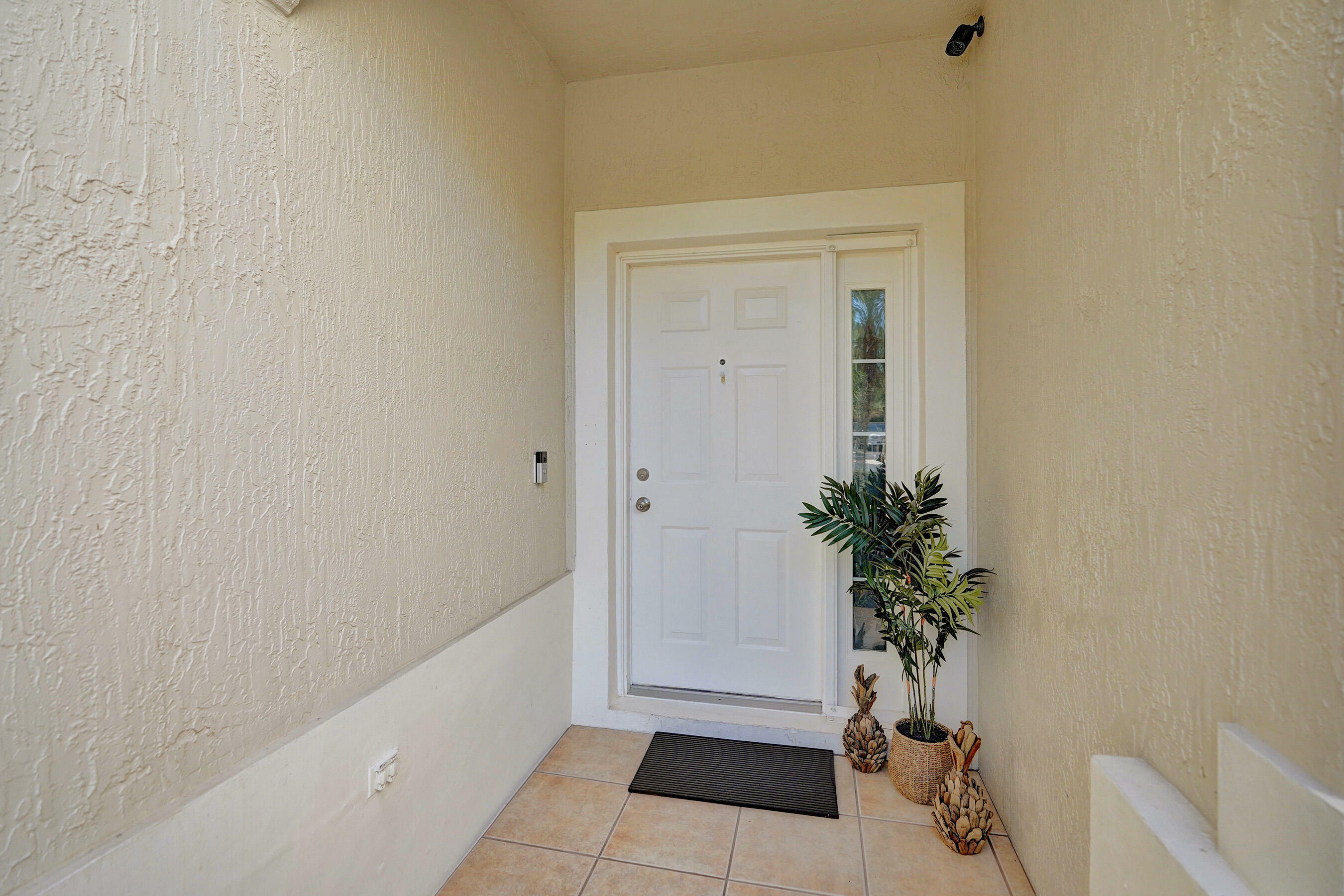 Property Photo:  1073 Woodfield Road  FL 33415 