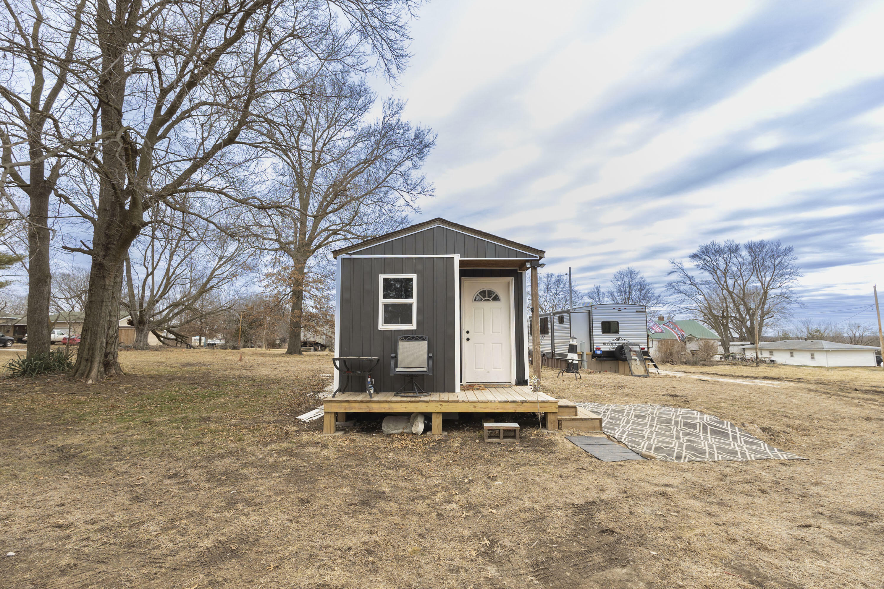 Property Photo:  511 Holman St.  MO 65244 