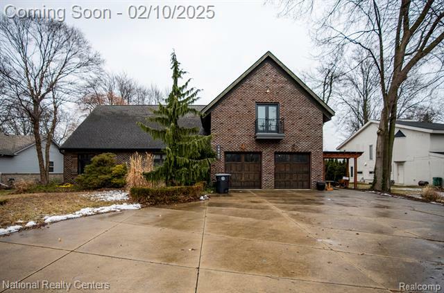Property Photo: 19460 Merriman Road MI 48152