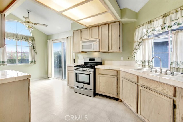 Property Photo: 31448 Corte Salinas CA 92592