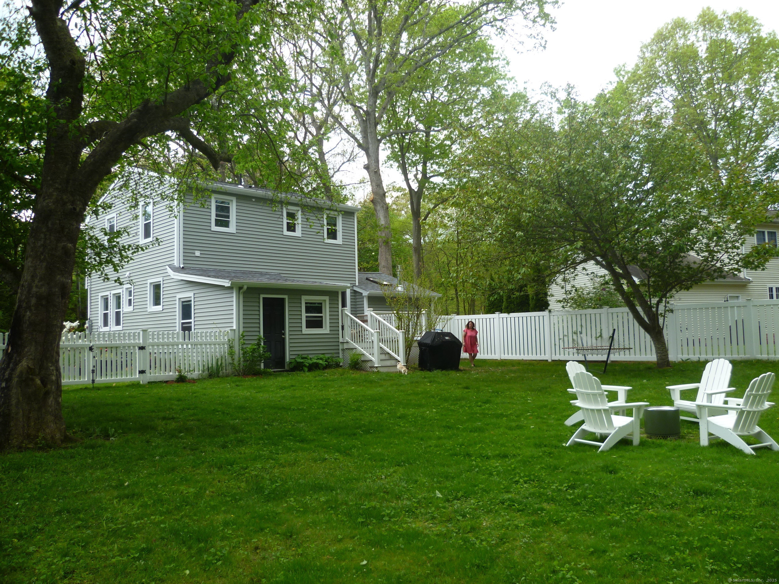 Property Photo:  6 Sunset Lane  CT 06413 