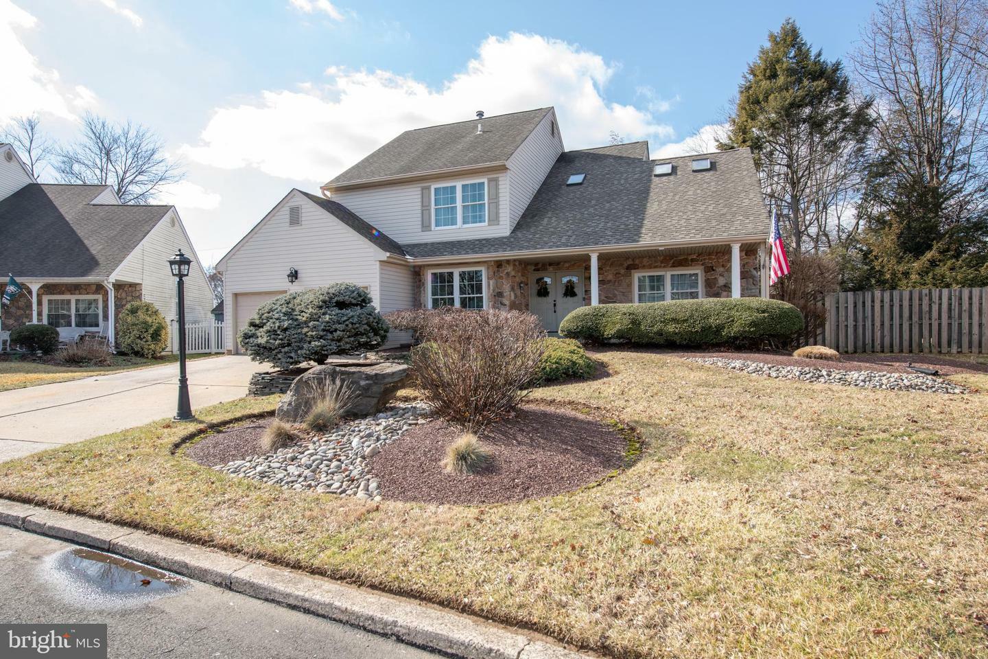 Property Photo:  1372 Chancellor Circle  PA 19020 